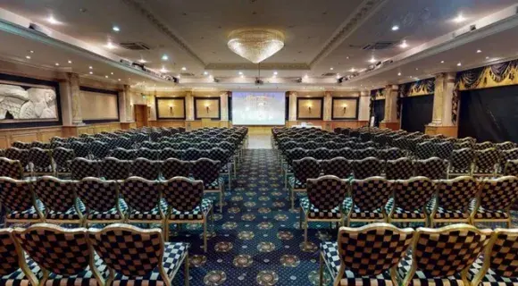 The Queen at Chester